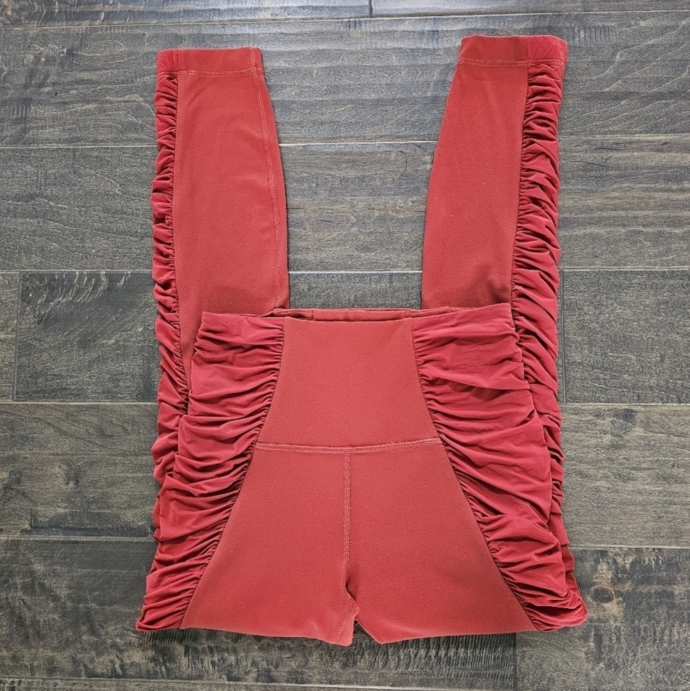 Lululemon Align High-Rise Leggings sz 6
